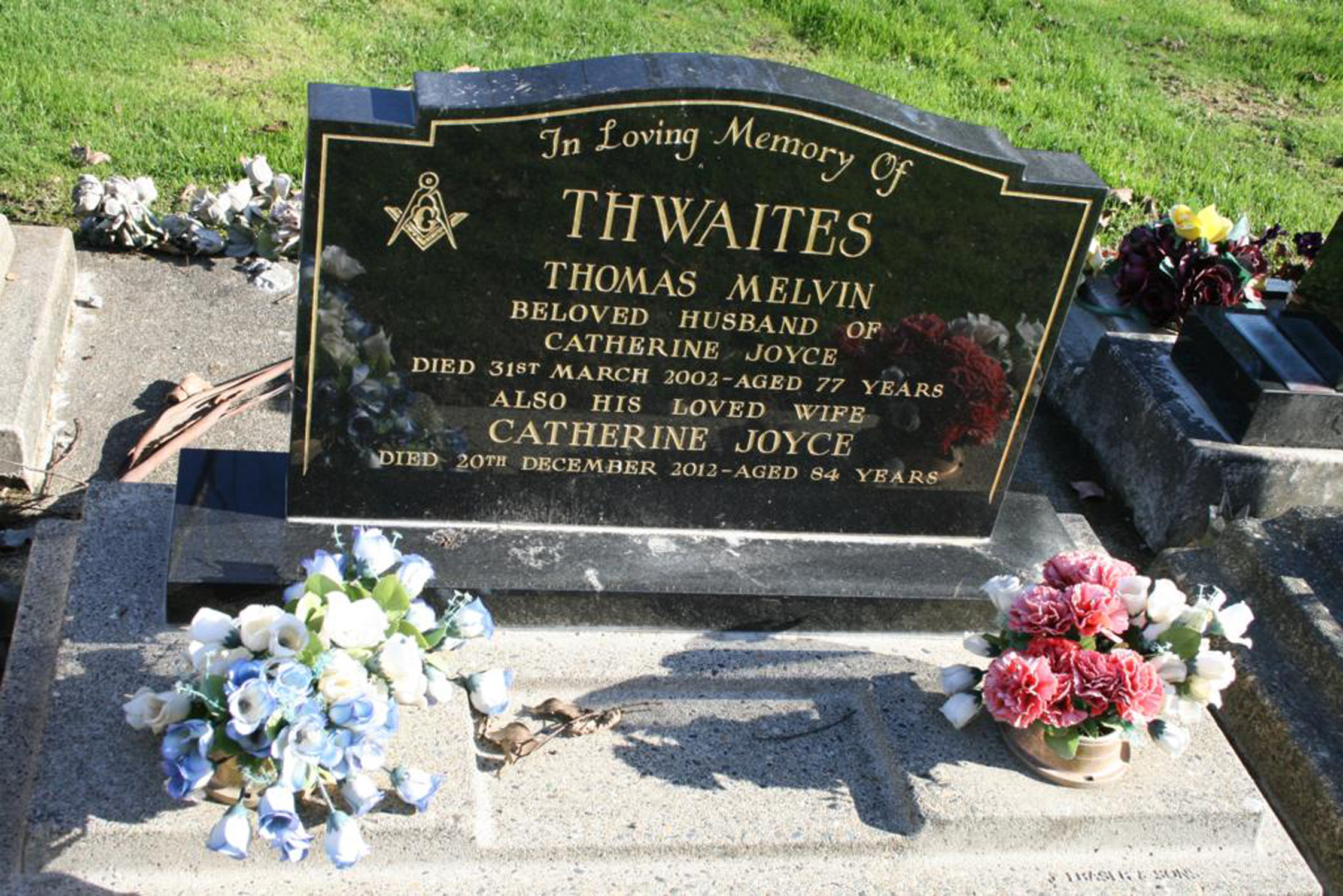Photo of headstones/Catherine Joyce McLennan d 2012 Invercargill